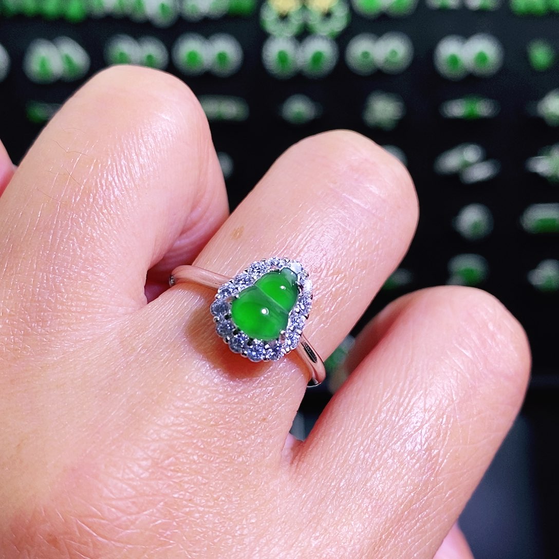 翡翠银S925镶嵌戒指多样性