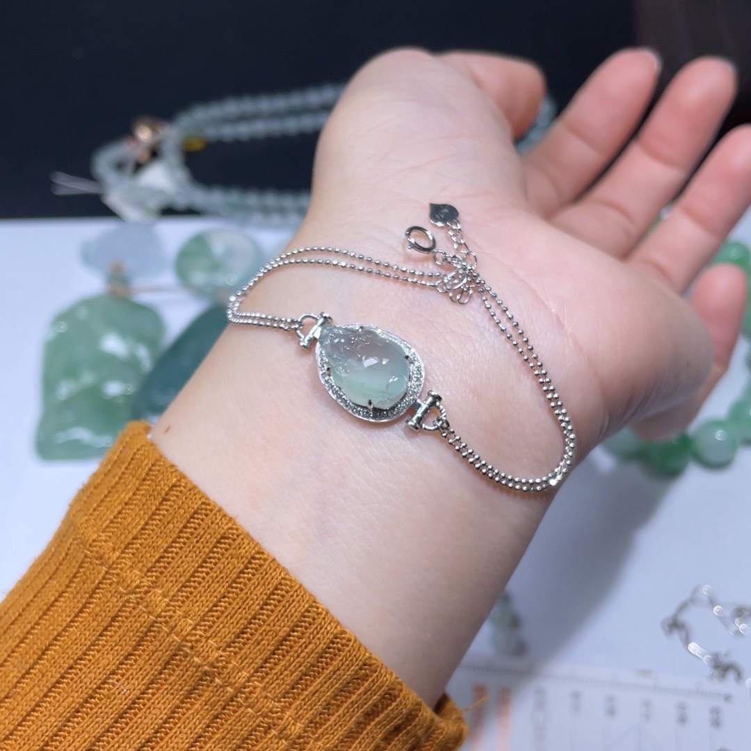 翡翠手链18K金镶嵌手链