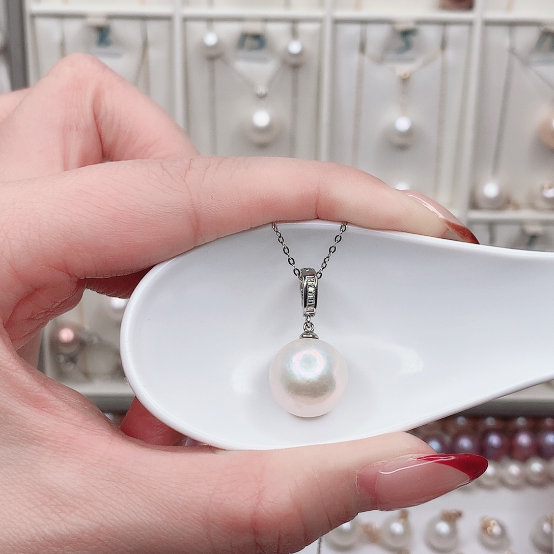 淡水珍珠吊坠(赠链)合金