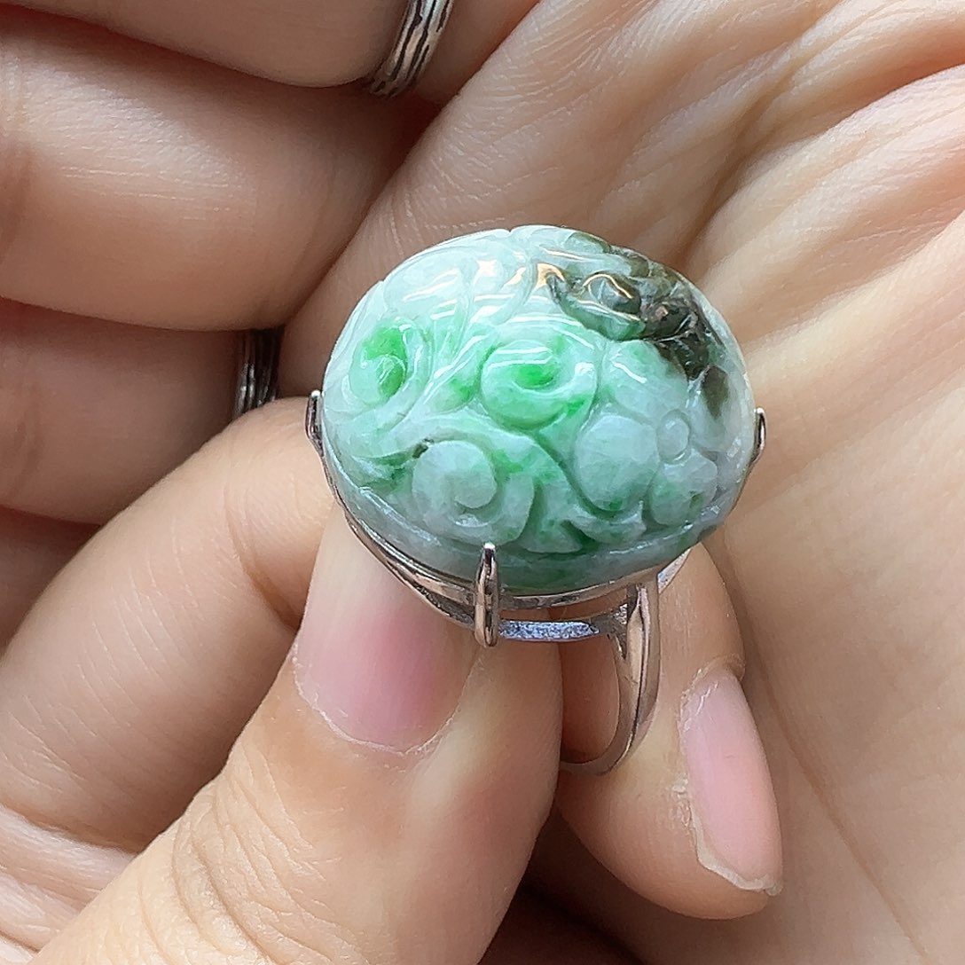 翡翠戒指未镶嵌a****姐