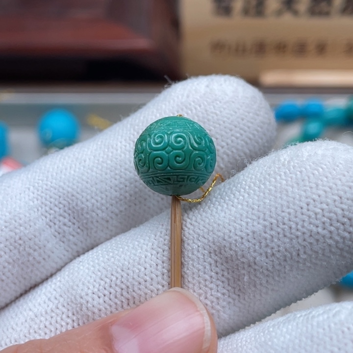 绿松石未镶嵌珠宝奇石12