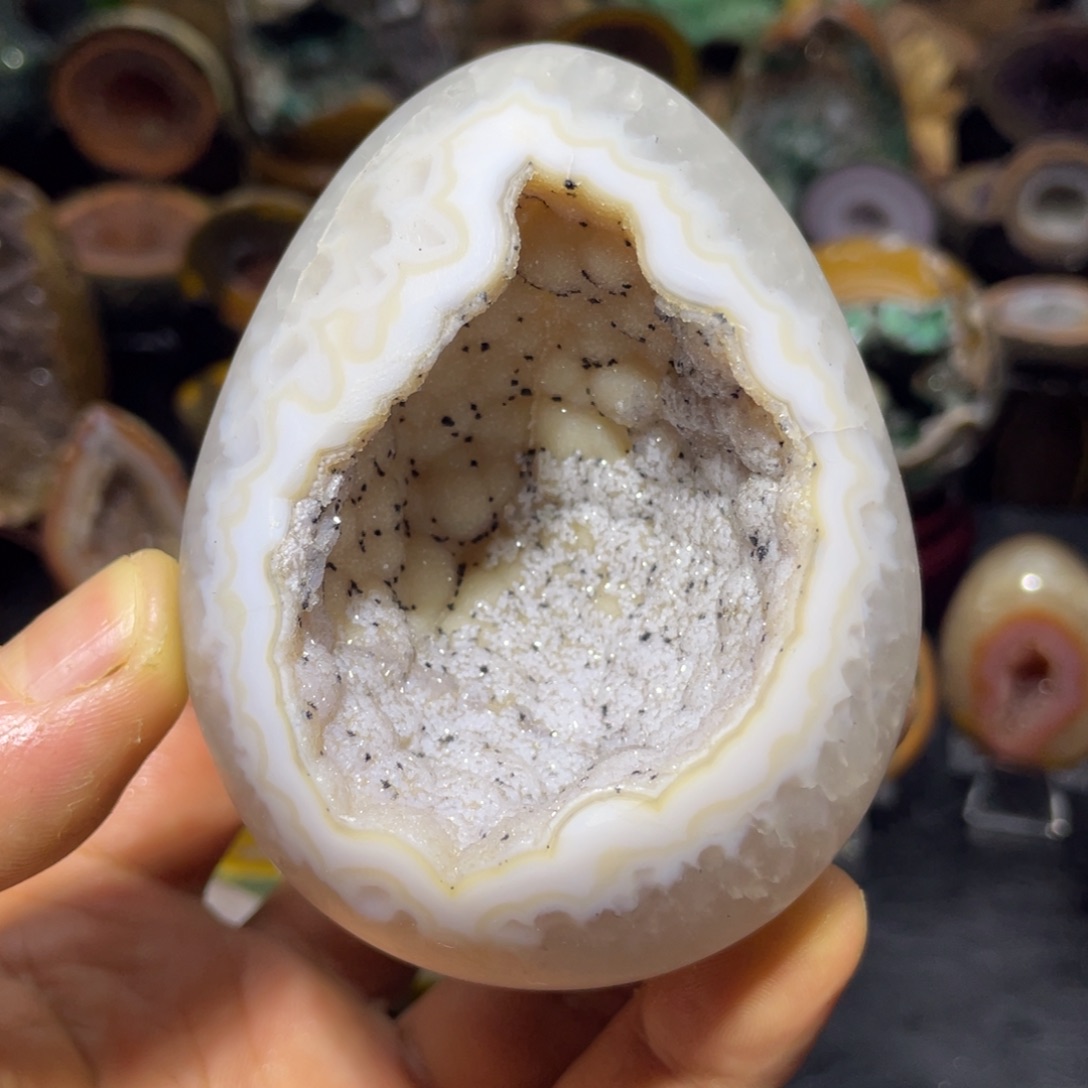 水晶大型摆件未镶嵌