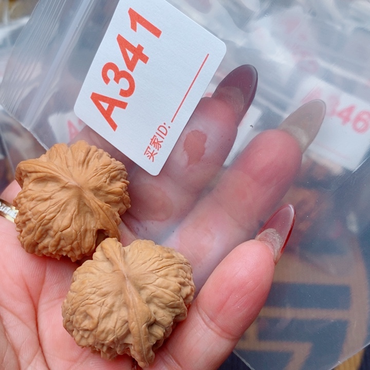 核桃把件野狼341号32尺全