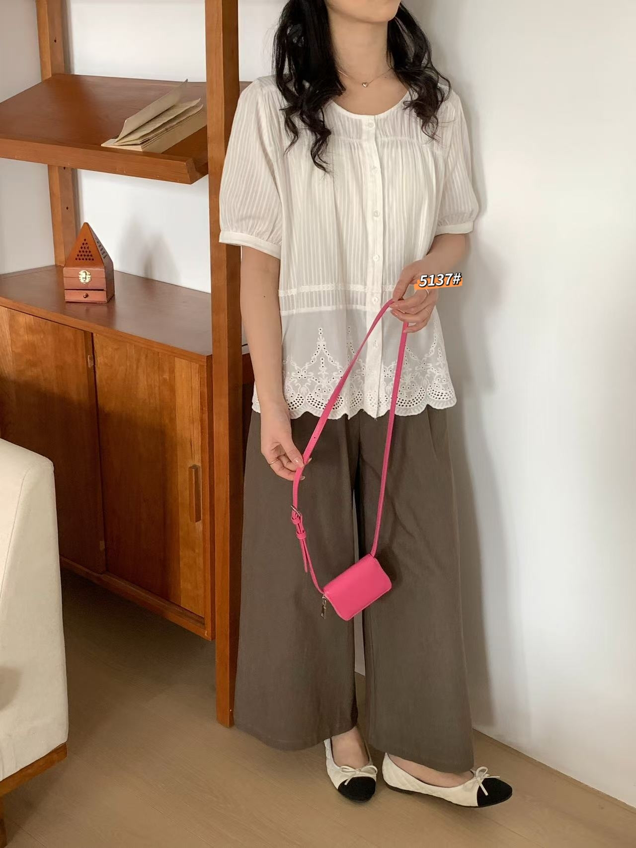 5137 春夏韩系刺绣新款短袖
