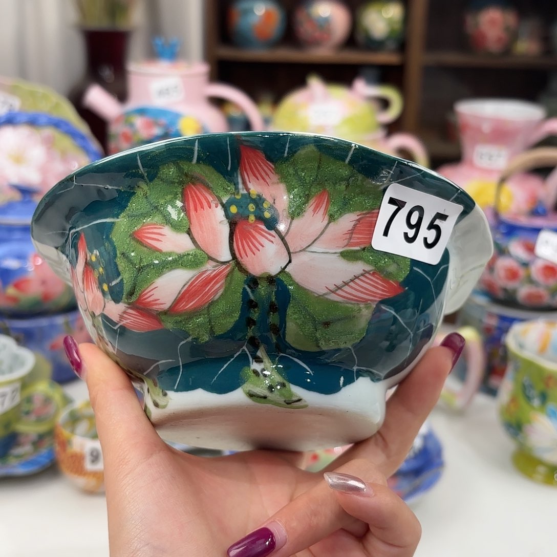 瓷片bhhhhggggggghhjm