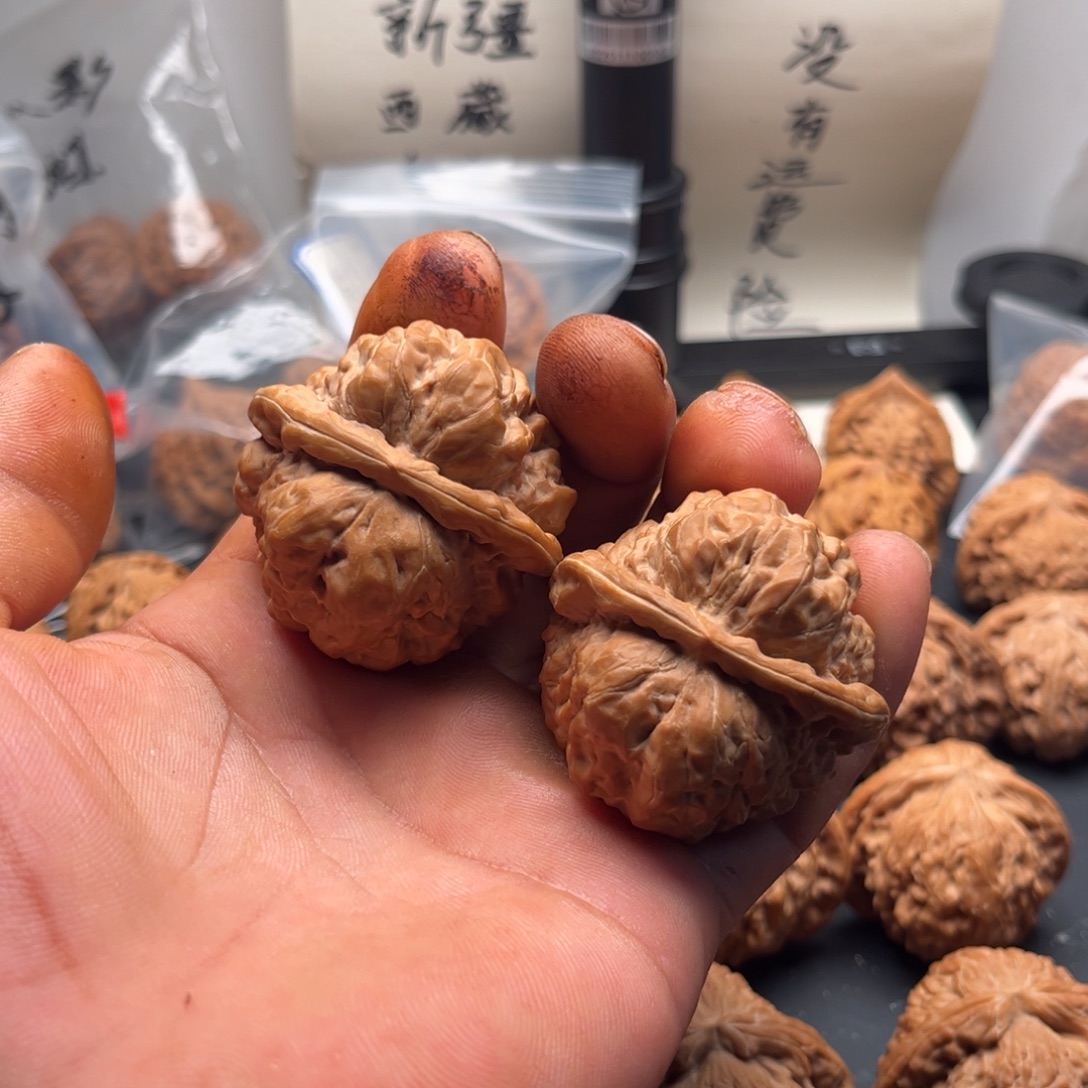 文玩核桃吊坠蛤蟆