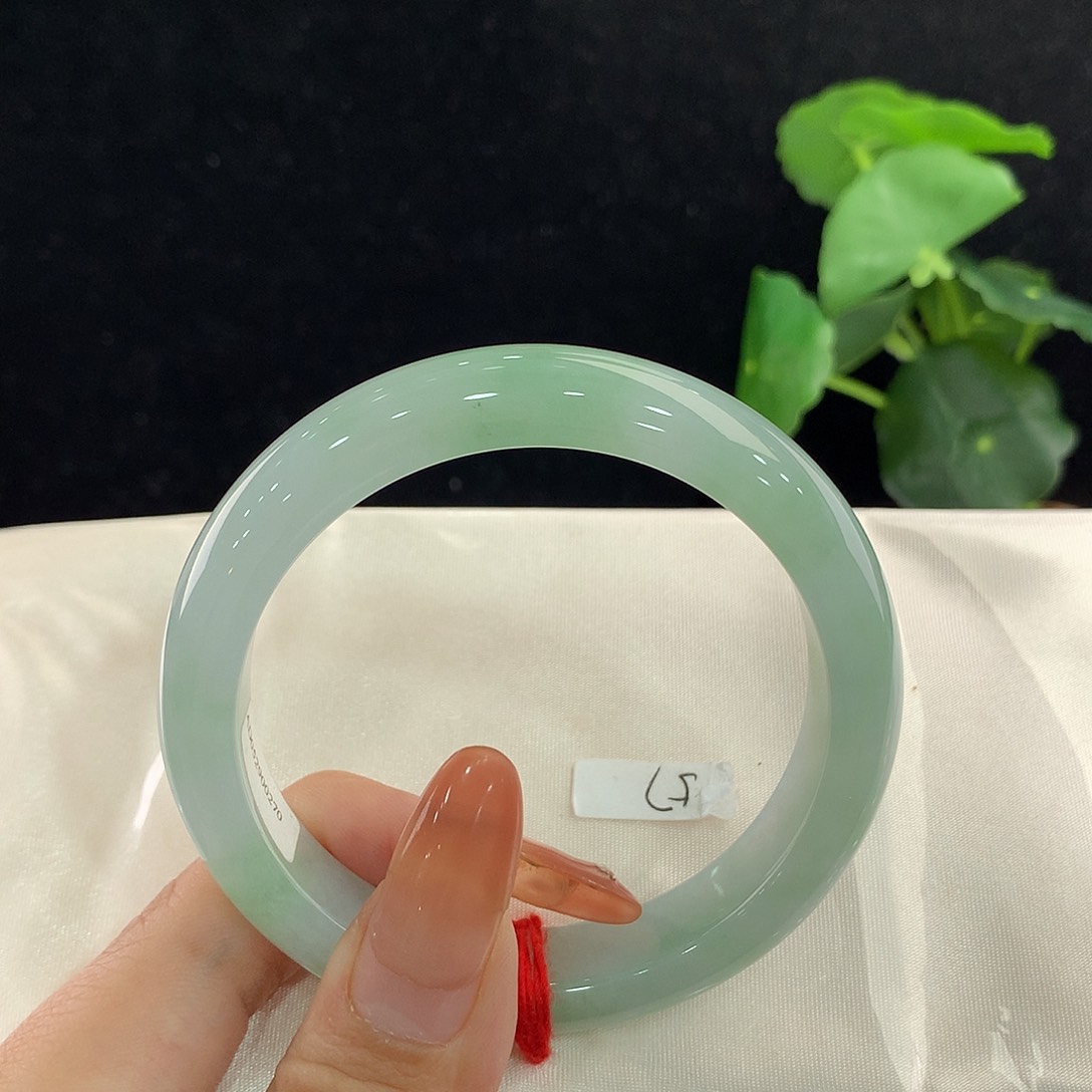 翡翠手镯未镶嵌正57.3