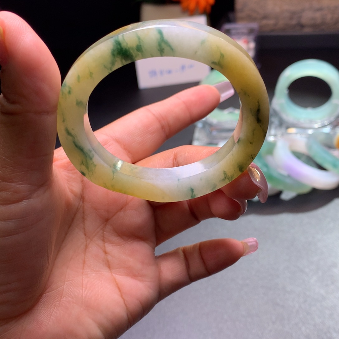 定制翡翠手镯未镶嵌