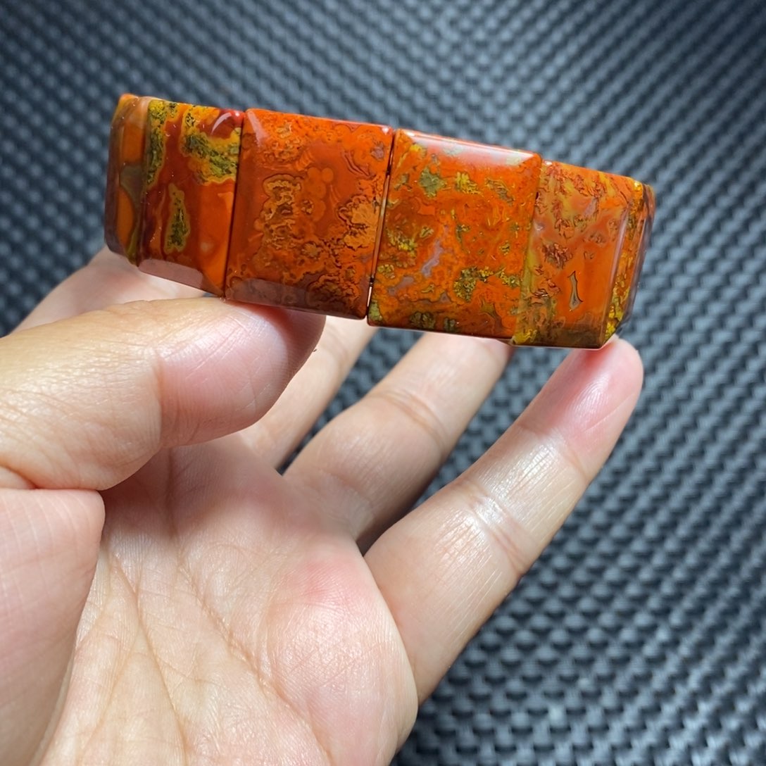 玛瑙/玉髓战国红未镶嵌