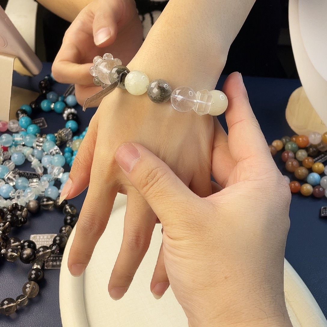 水晶银S925镶嵌手链