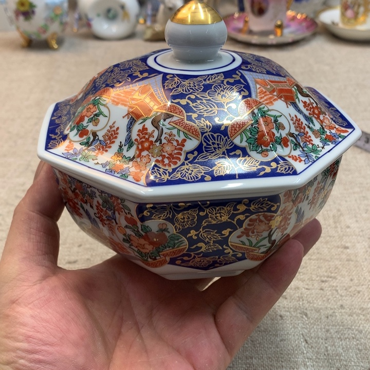 金瓷阁家的美丽瓷器
