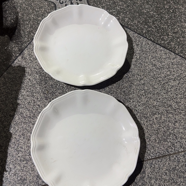 瓷片陶瓷盘子碗啥都有