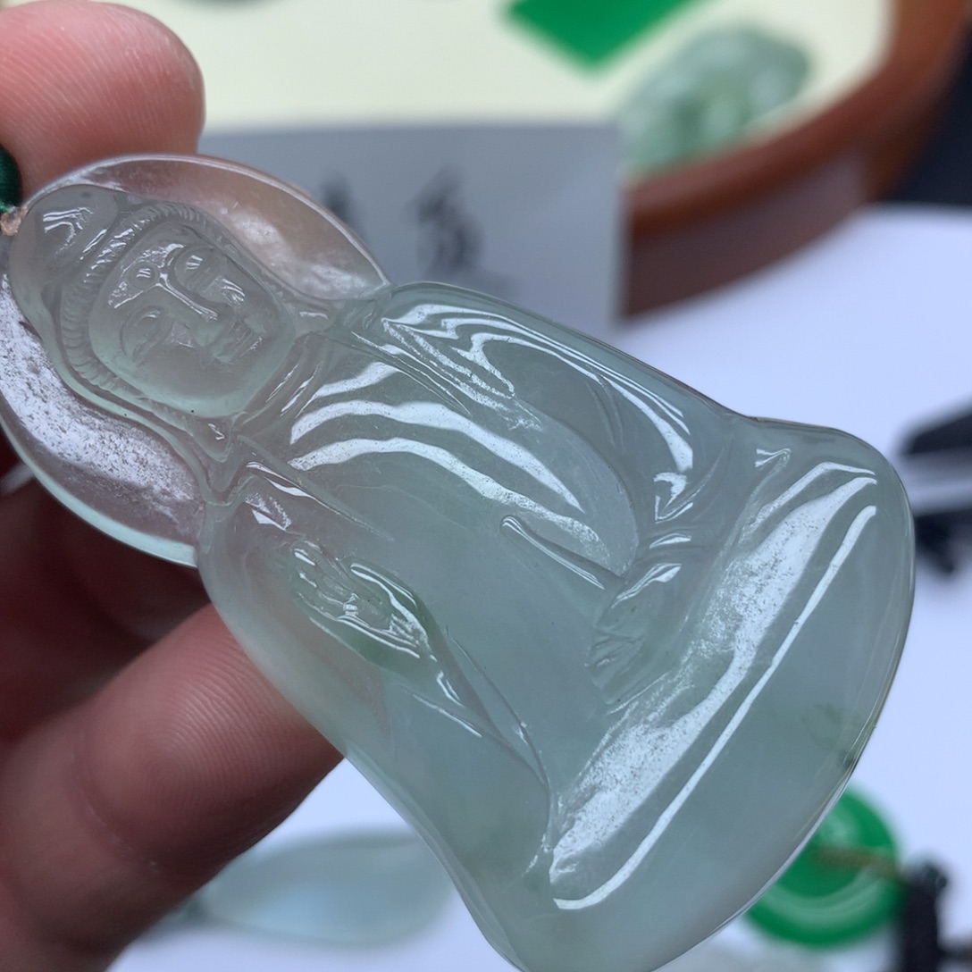 感***容一物一图，观音吊坠