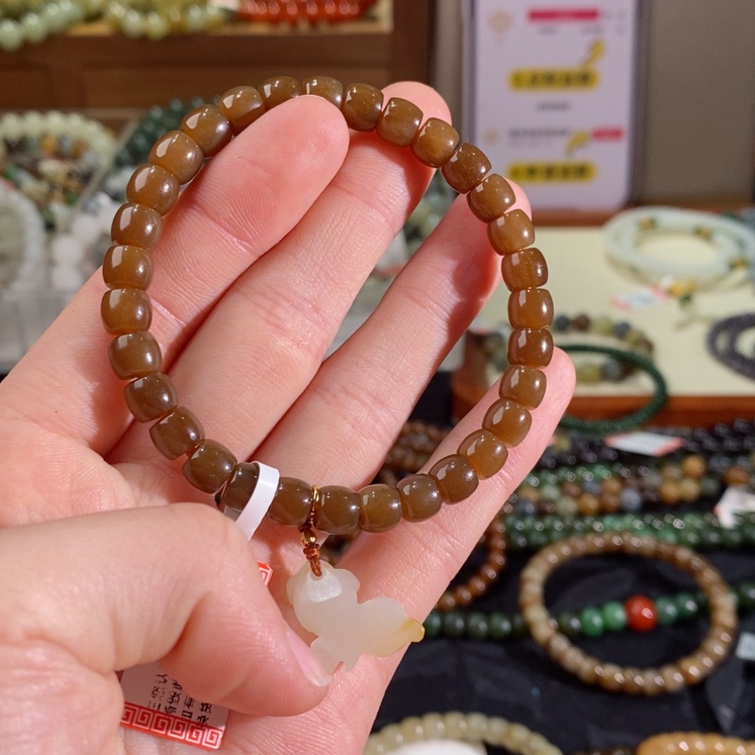 和田玉手链未镶嵌小**?