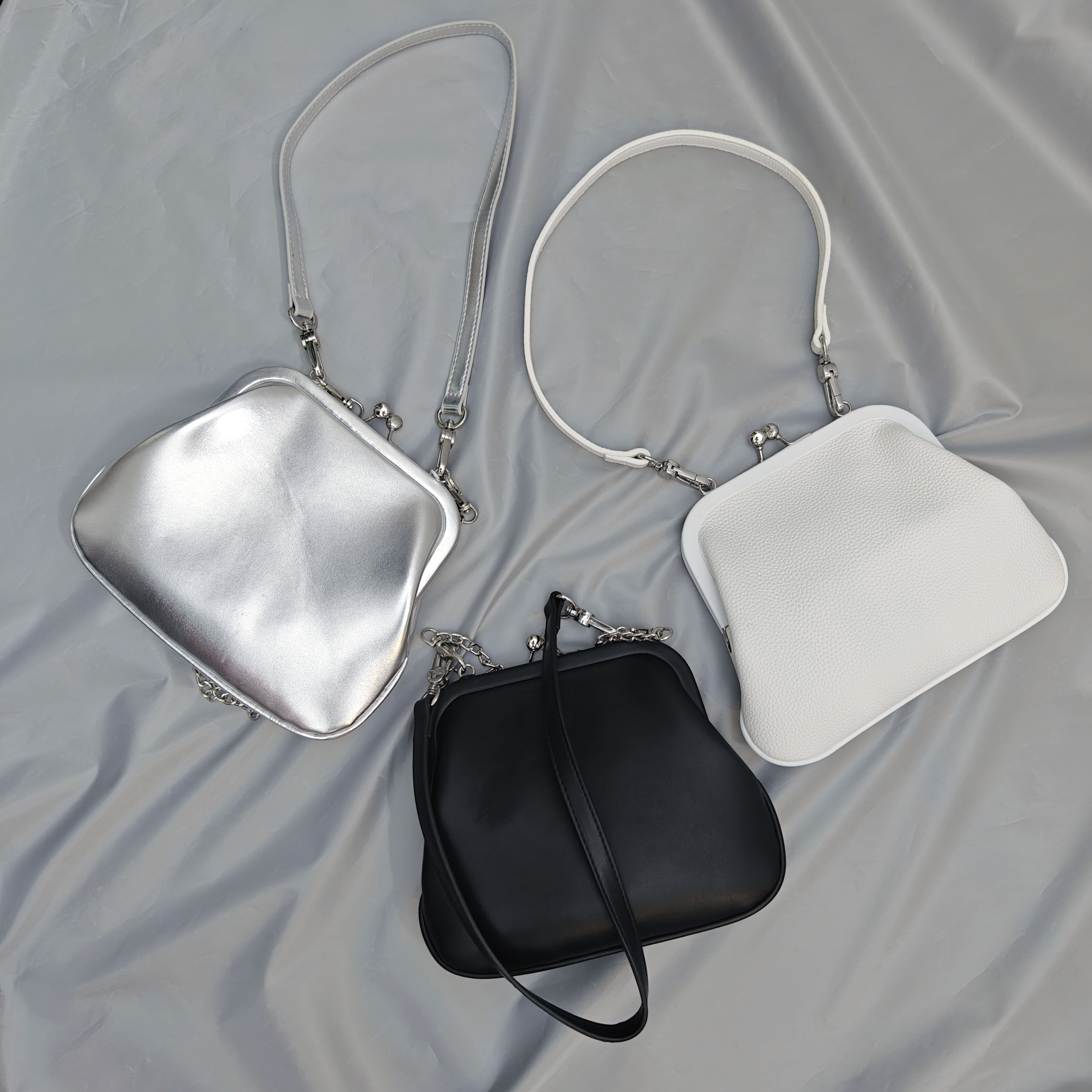 [060-062] 活动款浮雕口金包可斜挎·Pibag