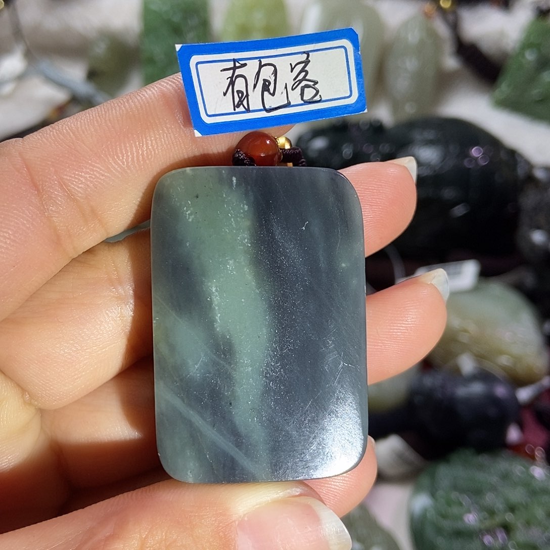 和田玉（糖玉）颈饰未镶嵌