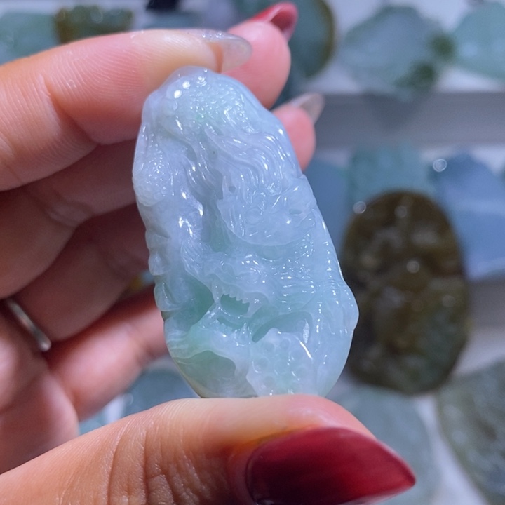 【闪购商品】翡翠未镶嵌颈饰龙牌