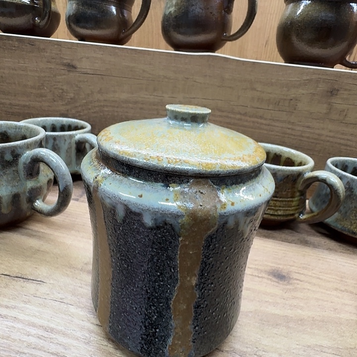 明***心建水紫陶白泥柴烧茶叶罐大瑕