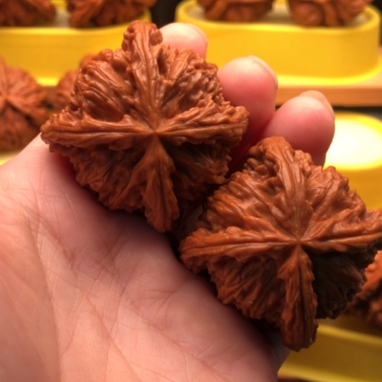 C***r文玩核桃吊坠核桃