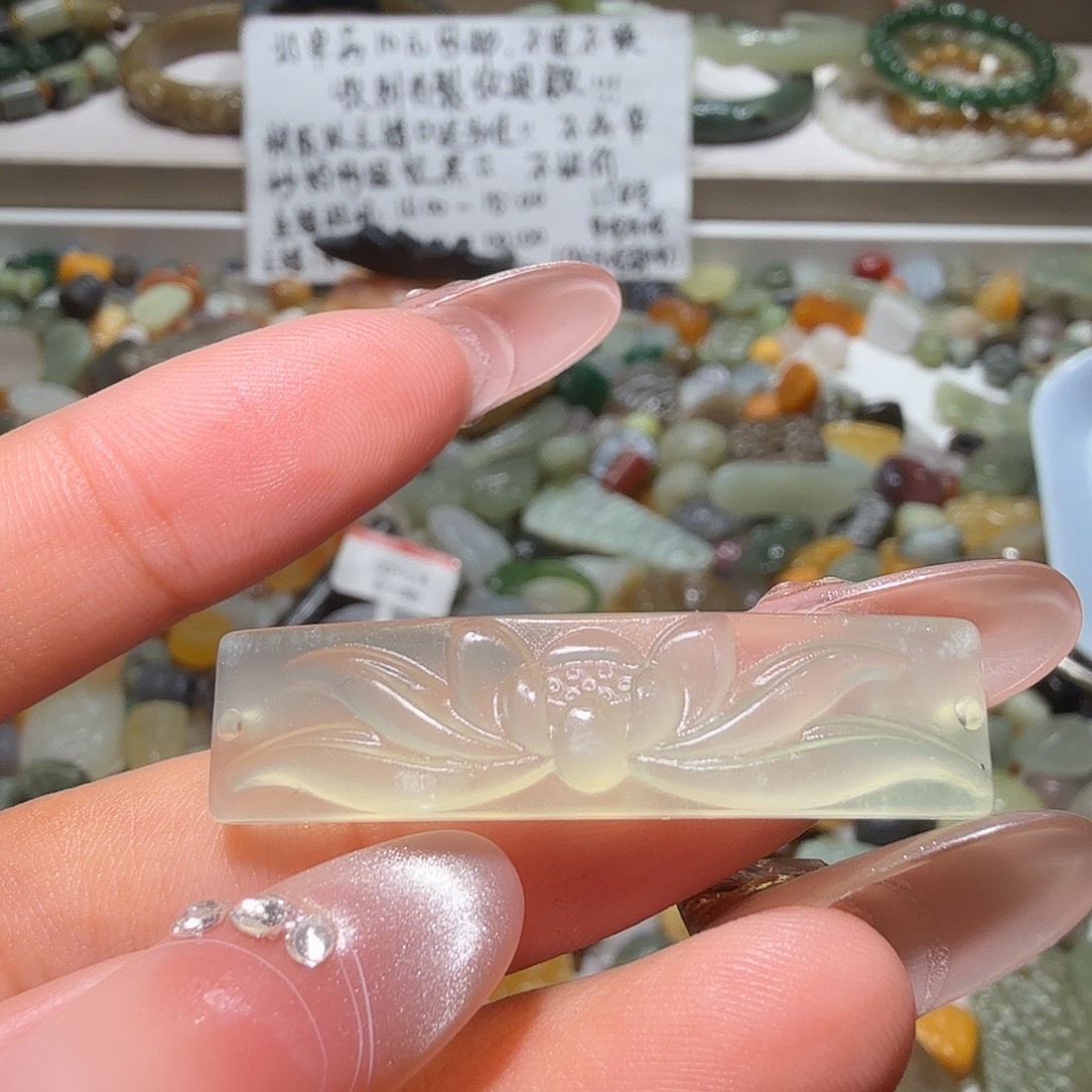 和田玉未镶嵌珠宝奇石