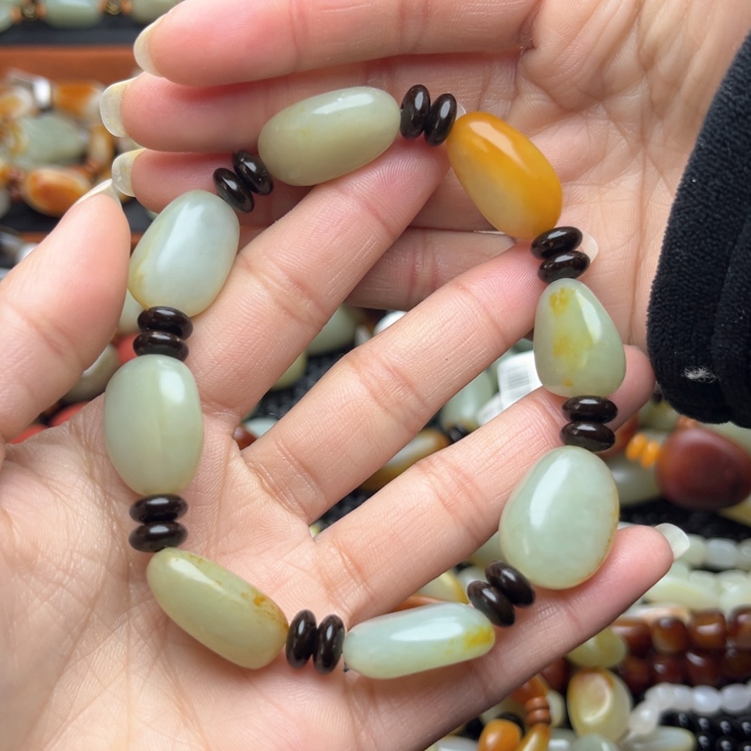 和田玉手链未镶嵌