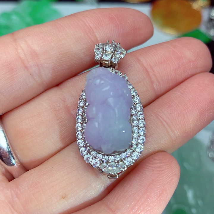 翡翠吊坠(不含链)未镶嵌