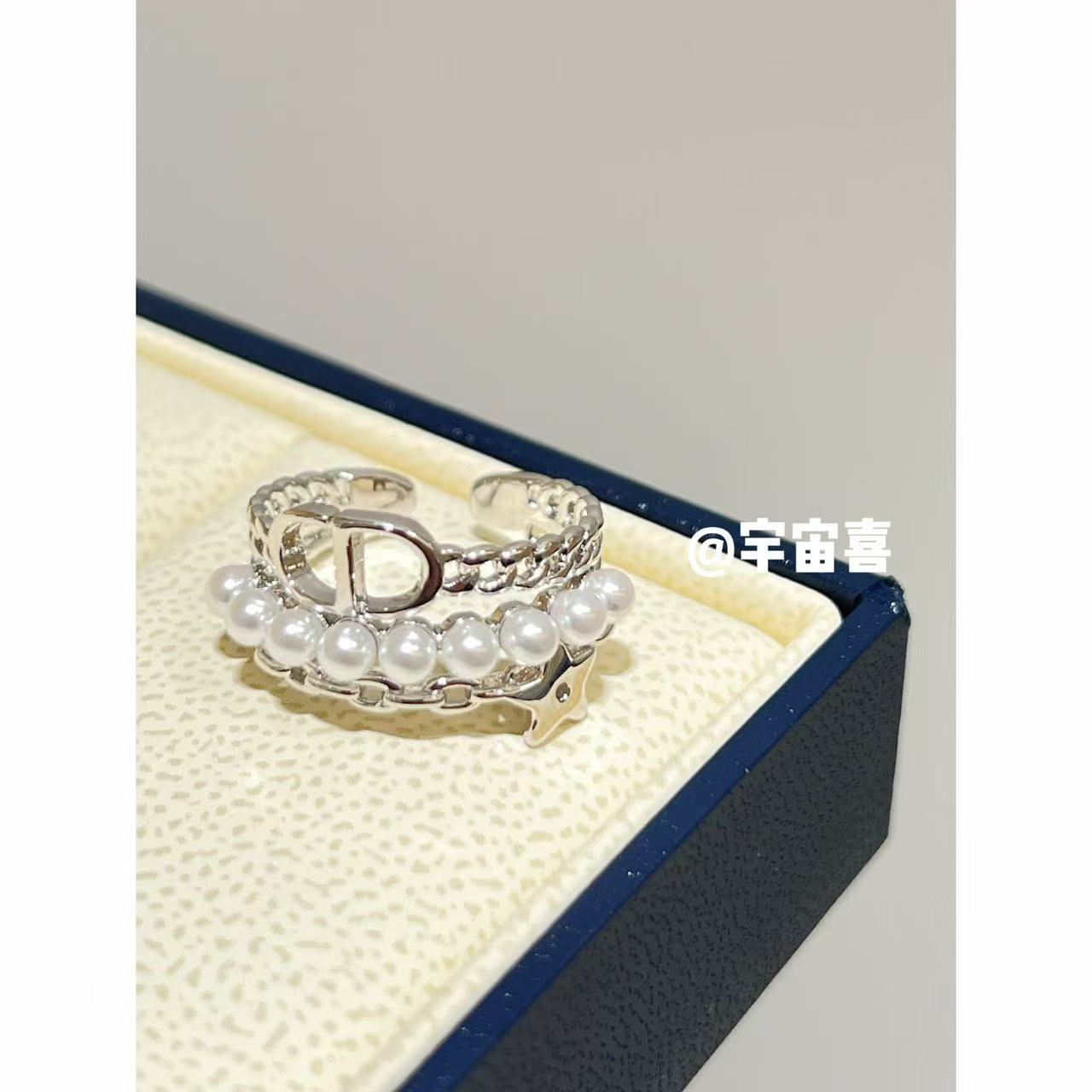 铜合金仿珍珠戒指 L2-088【银色猪鼻子小米珠三层五角星开口戒指】