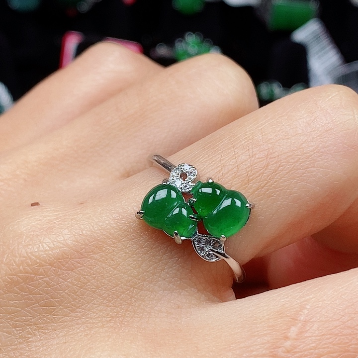 翡翠戒指未镶嵌戒指