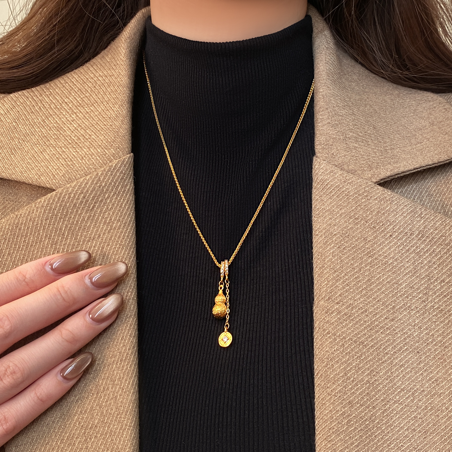 铜合金项链 金色葫芦吊坠项链女款秋冬高级感轻奢小众毛衣链配饰 