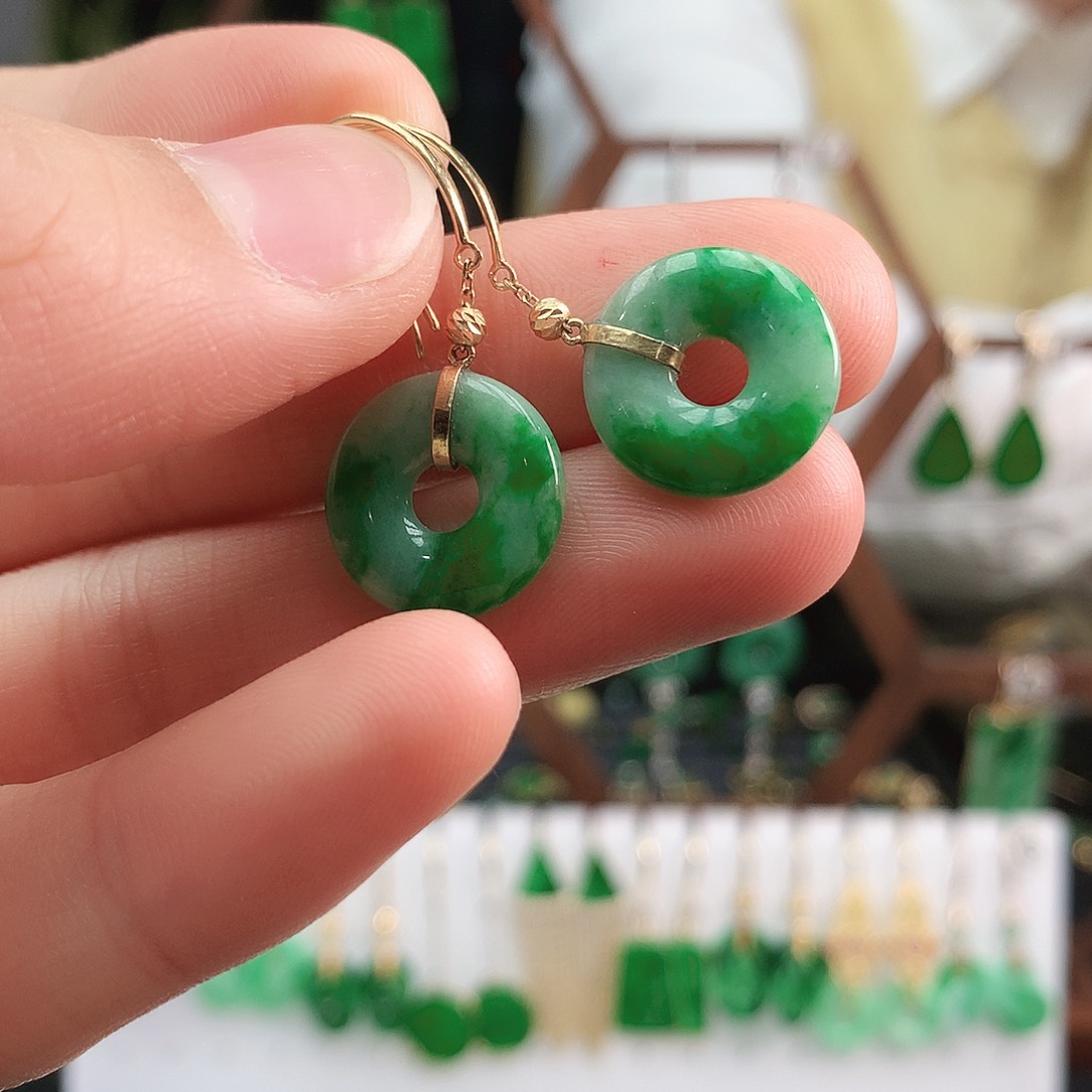 翡翠耳饰18K金镶嵌耳饰