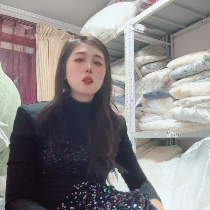 儿童礼服额额额额额额额
