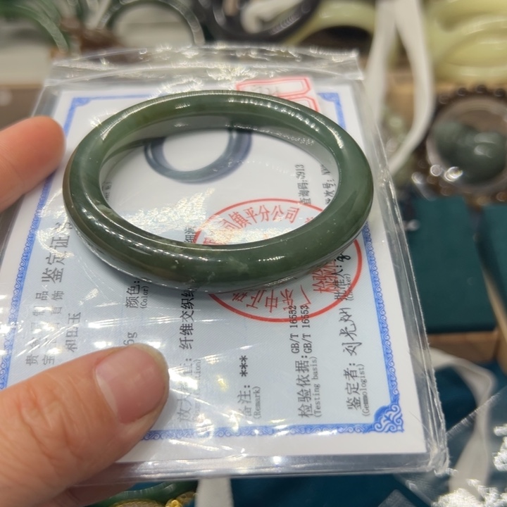 和田玉手镯未镶嵌57圈围921