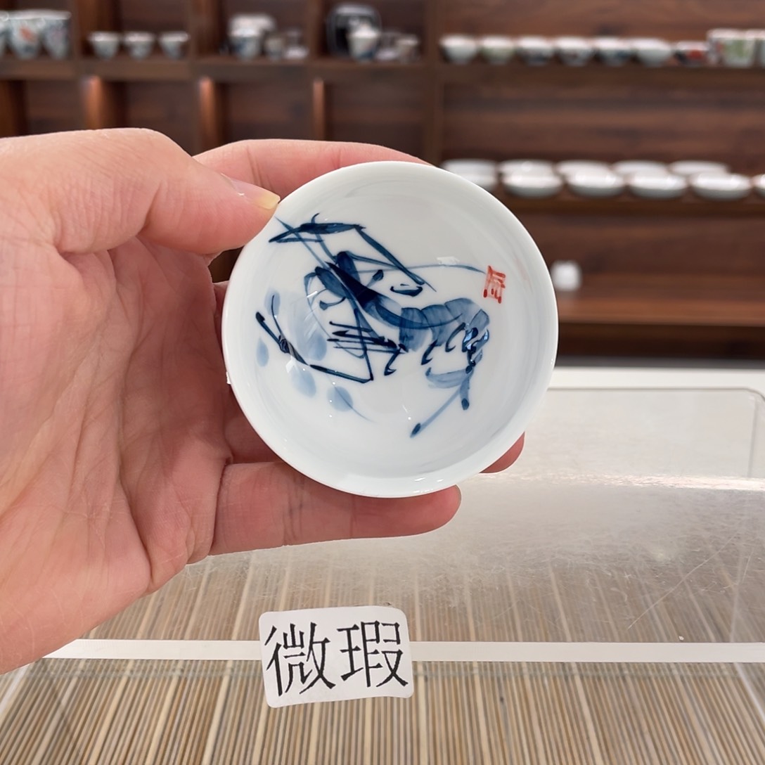 釉下手绘茶具微瑕