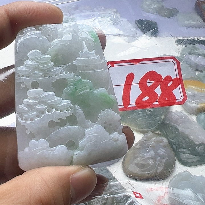 翡翠颈饰未镶嵌天然缅甸翡翠吊坠