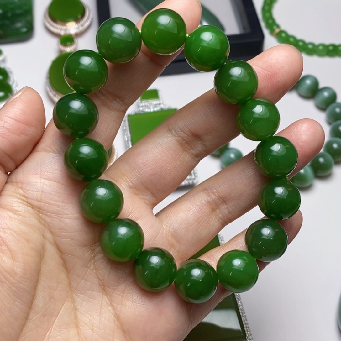 颈饰未镶嵌和田玉正*好