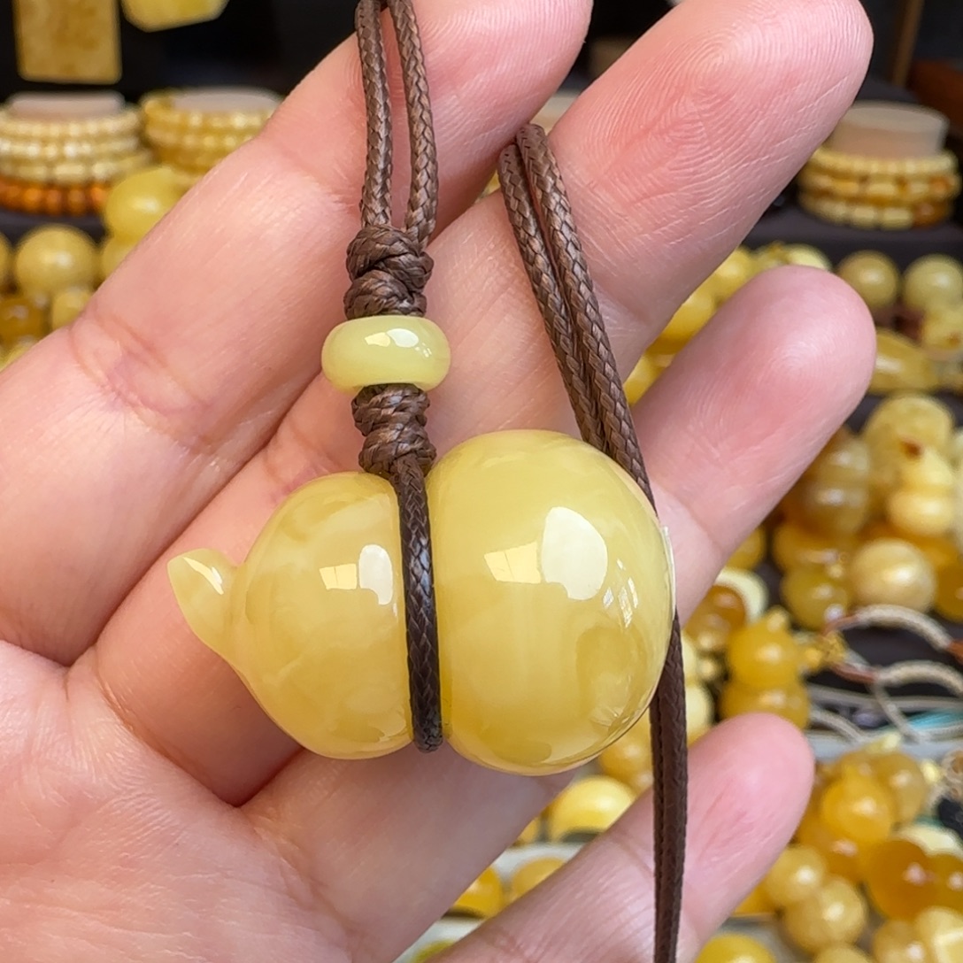 琥珀未镶嵌套链天然俄料蜜蜡葫芦吊坠