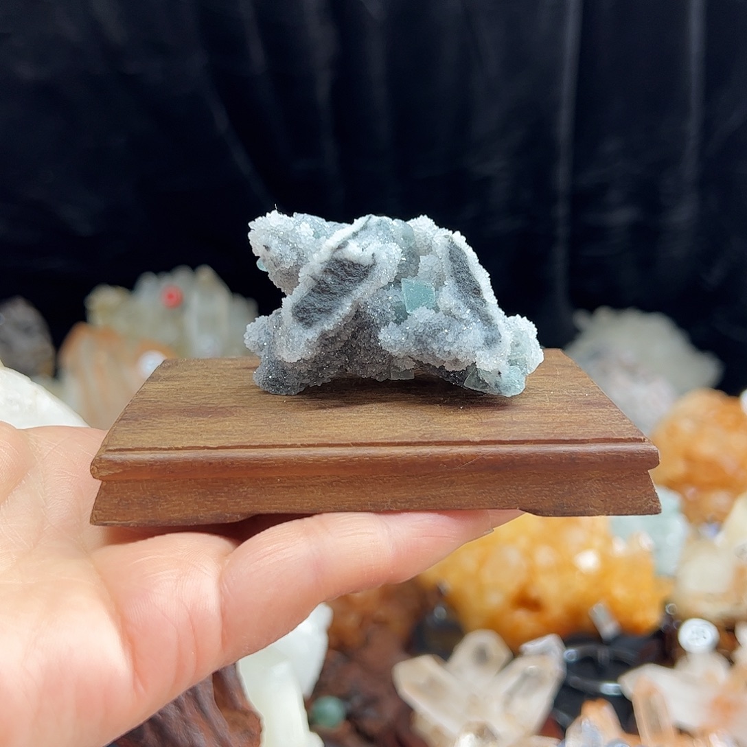 珠宝半成品水晶未镶嵌