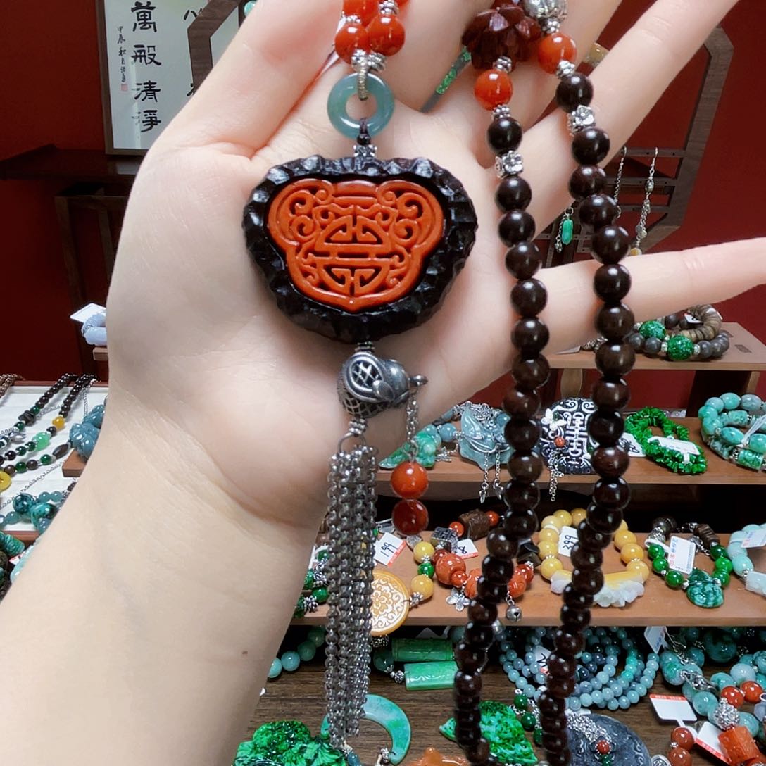 张***林未镶嵌手链翡翠饰品