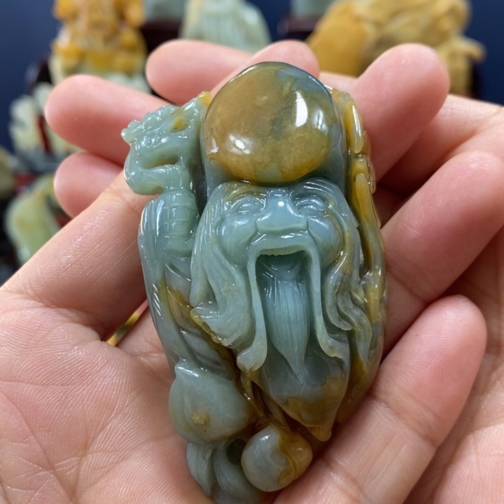未镶嵌蛇纹石玉珠宝奇石