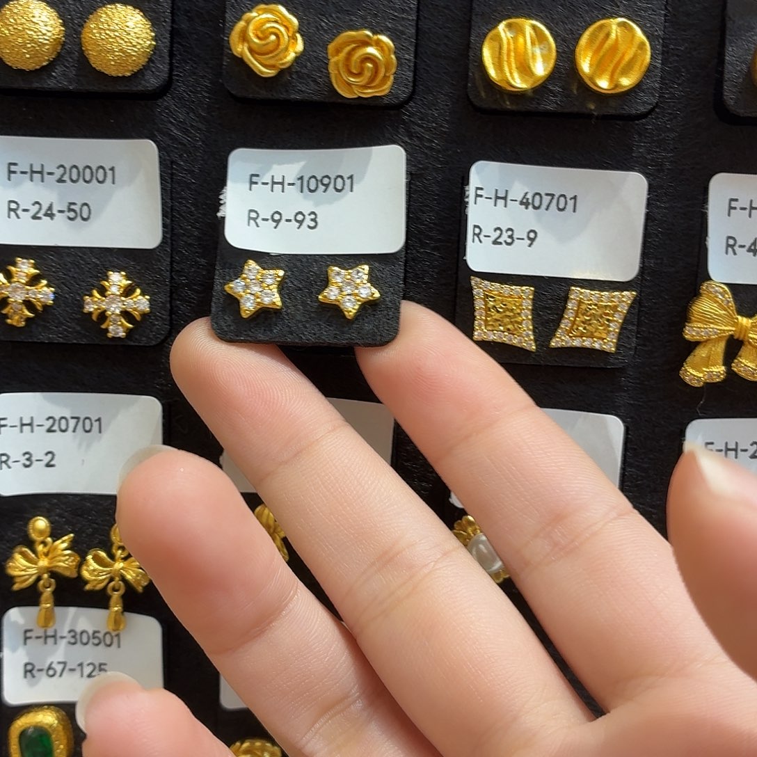 铜合金9-93强保色发 2个壹笔壹耳钉