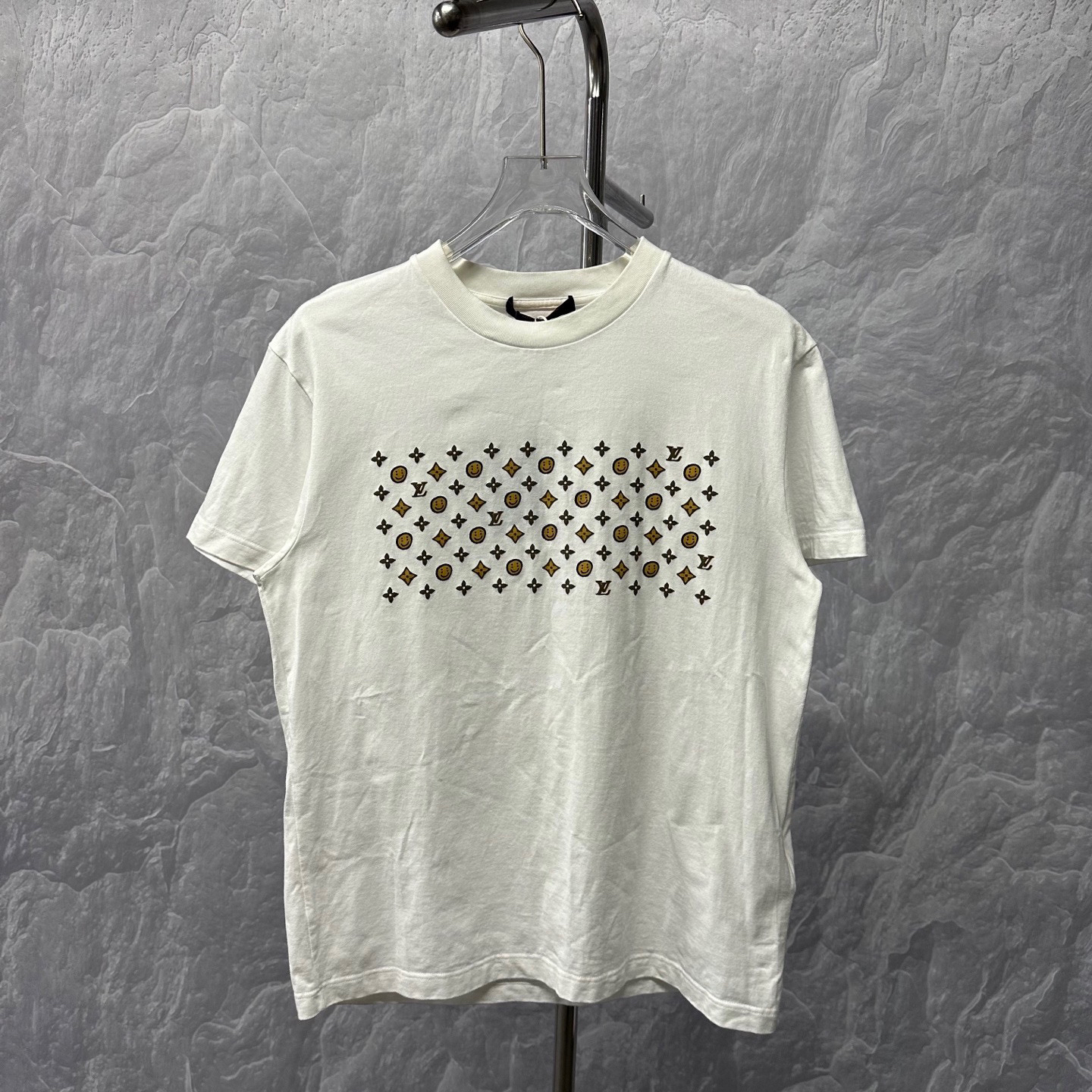 未使用 LouisVuitton/路易威登 CPFM SS25笑脸印花短袖S码J00720