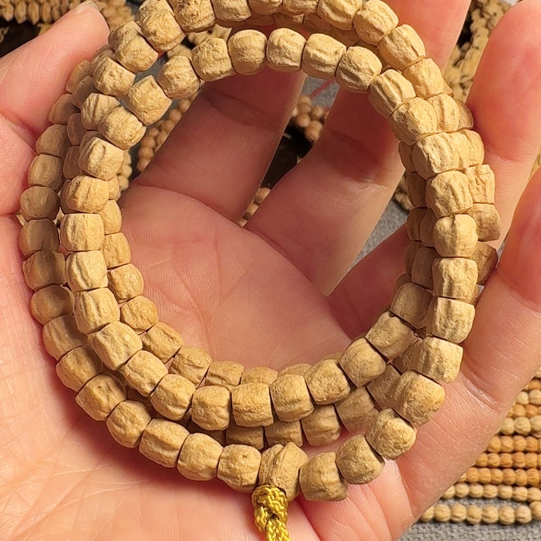 柏香籽/百香籽吊坠热振高油密方块108长串6mm 