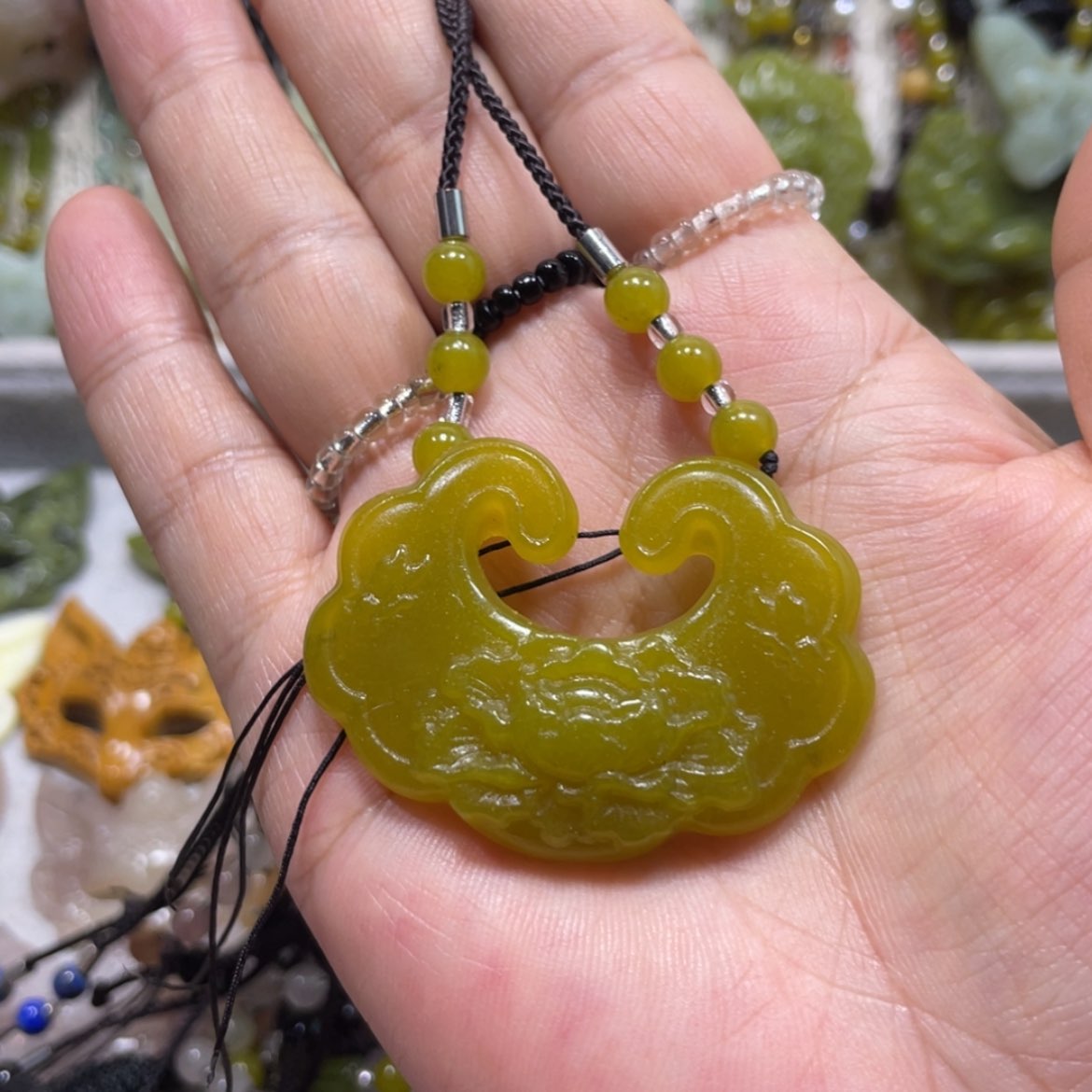 【闪购商品】岫玉颈饰未镶嵌60吊坠