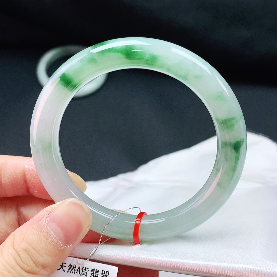 翡翠未镶嵌手镯53胖
