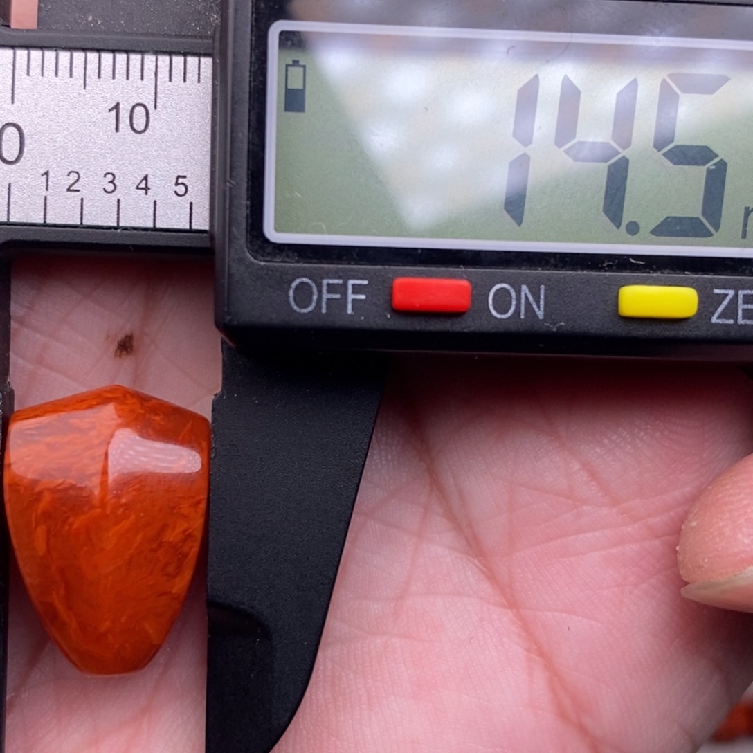 南红玛瑙配饰未镶嵌微瑕