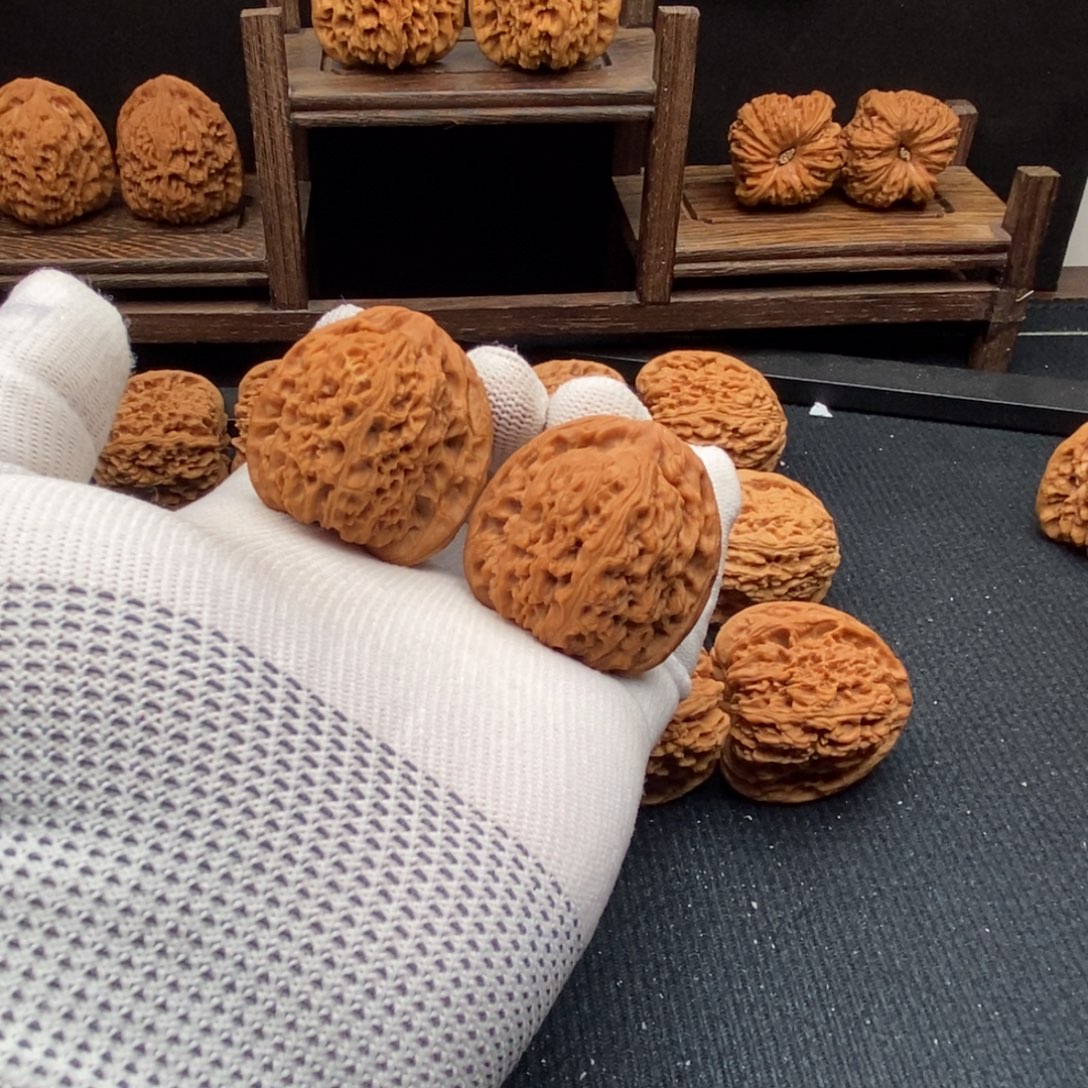 文玩核桃吊坠全品39尺寸三角南将石