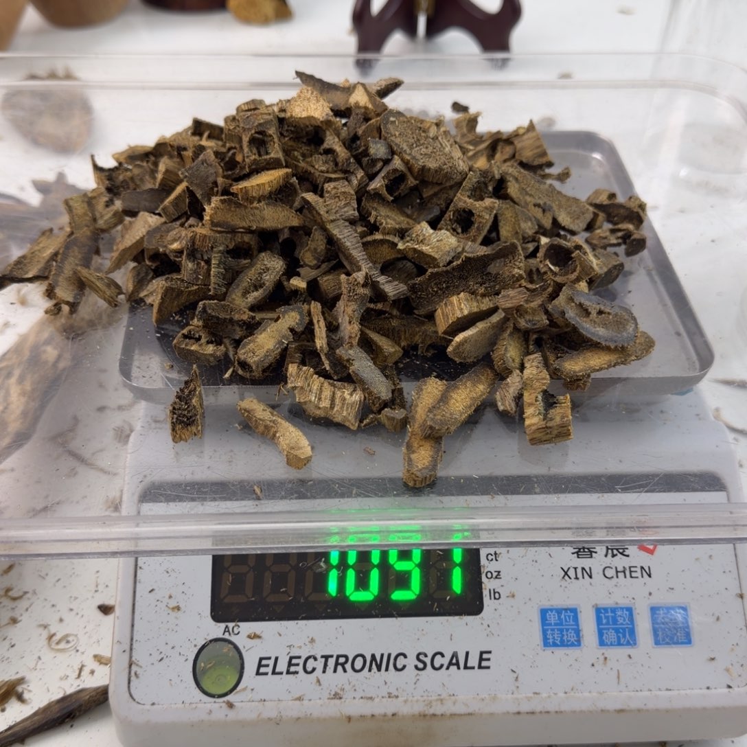 沉香沉香碎屑绿绮楠沉香50克