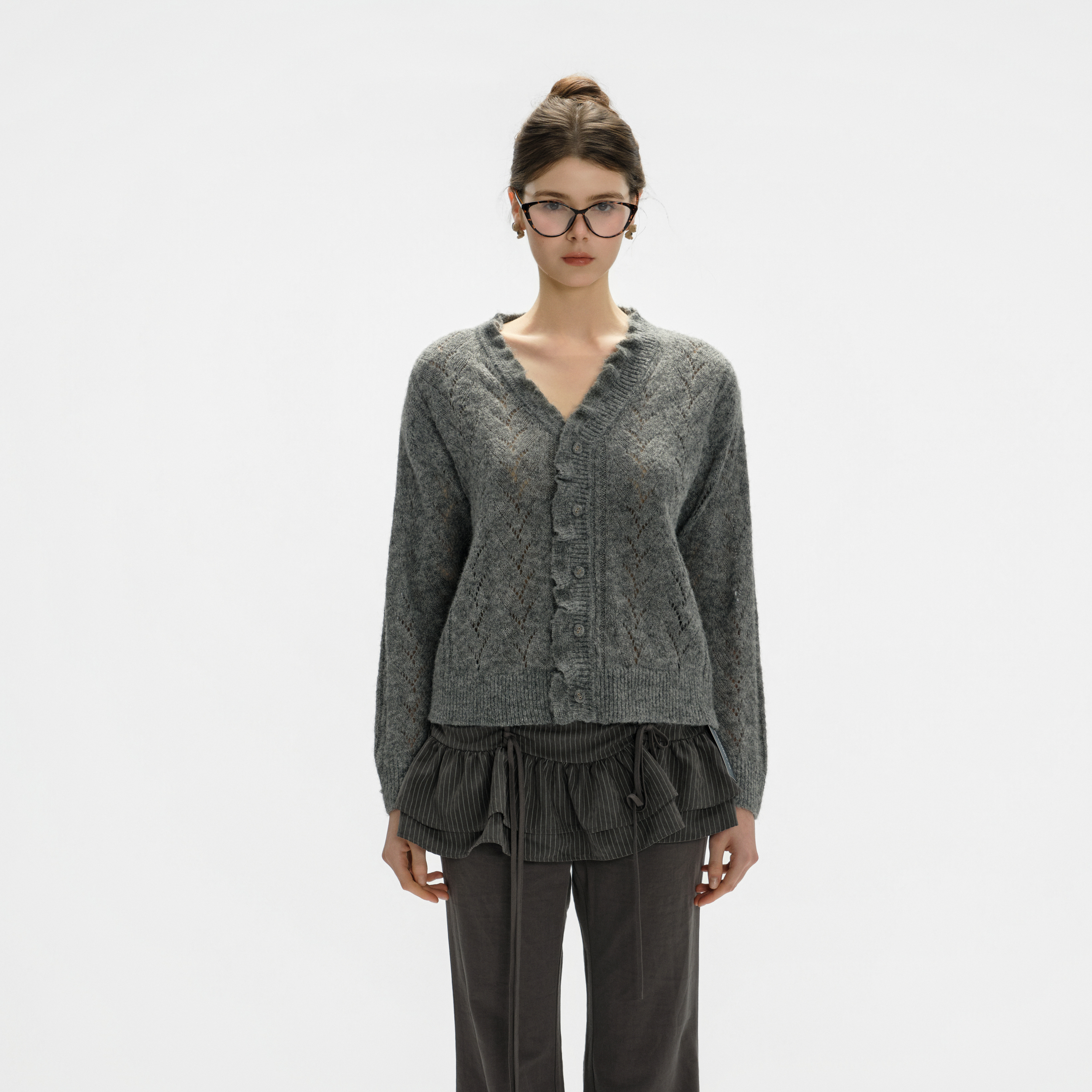 BASEMENTFG薄款毛针织衫镶钻短款针织开衫女装253080100022