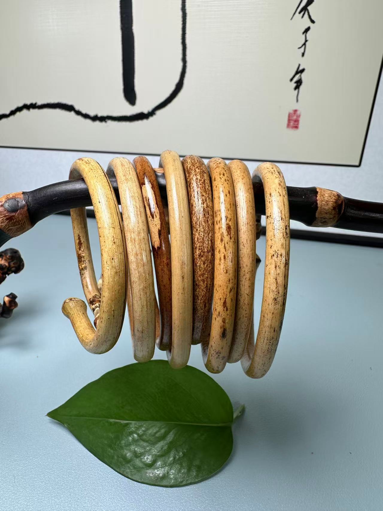 匠心西藏鸡血藤阴藤花色藤，男款女款情侣闺蜜款 随机发货备注手围