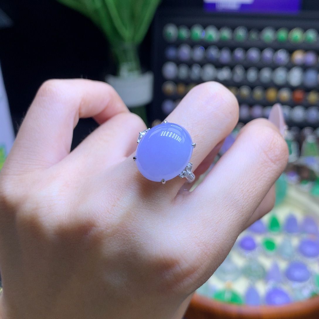 翡翠18K金镶嵌颈饰天然